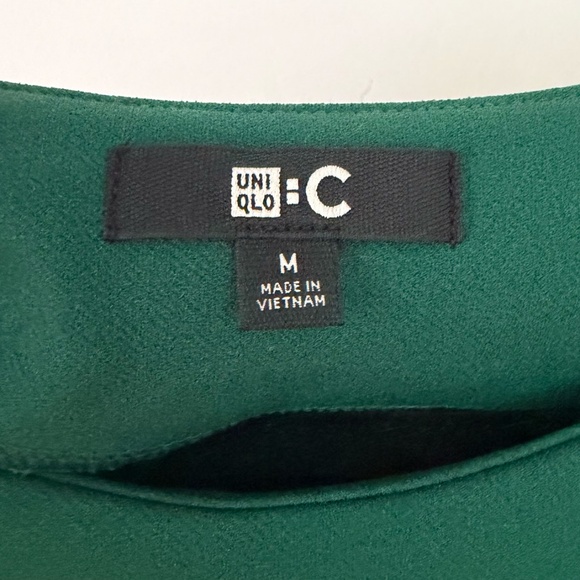 UNIQLO : C Cropped Short Sleeve Top Sz Medium - Picture 3 of 3